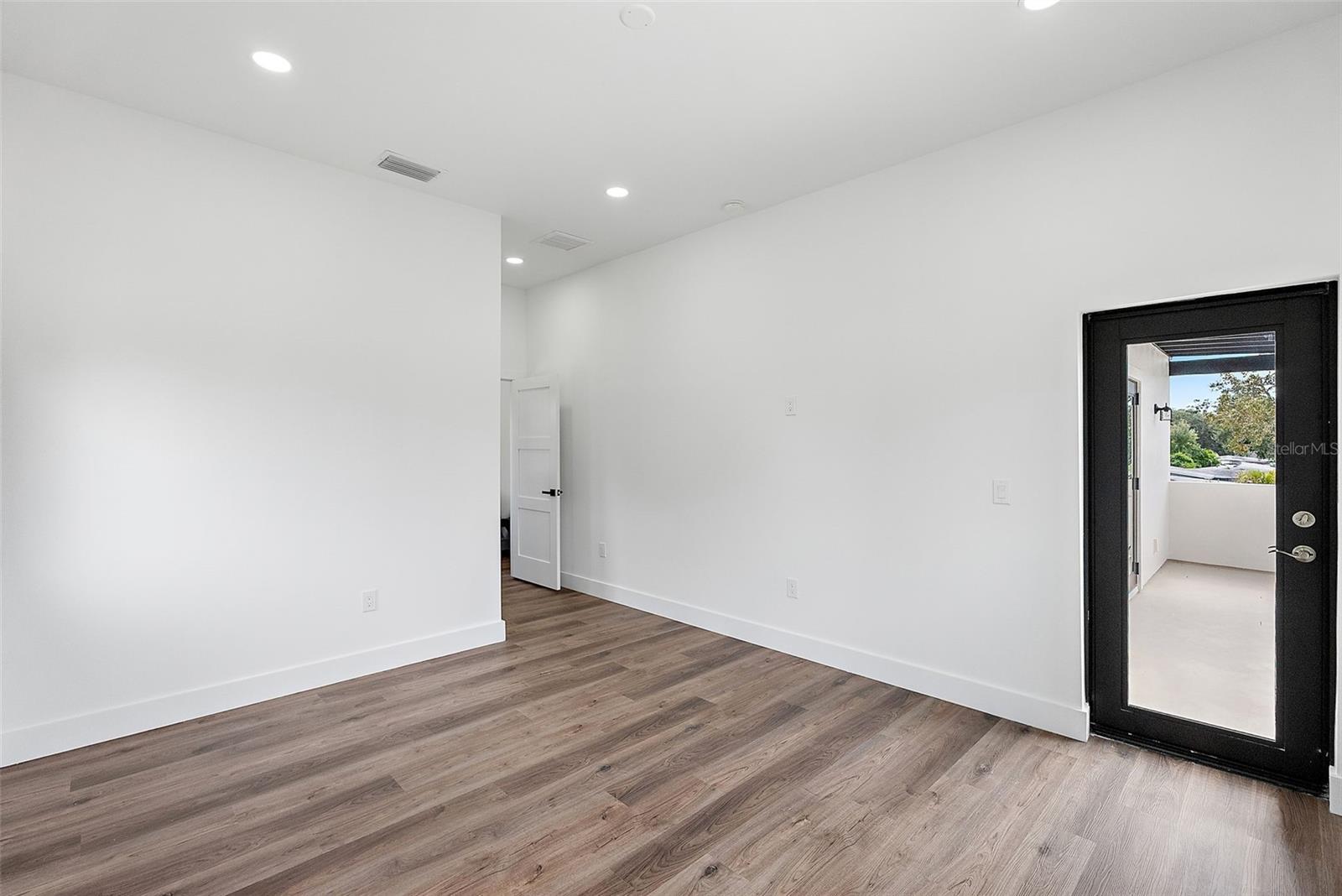 NORTH ST PETERSBURG - Residential