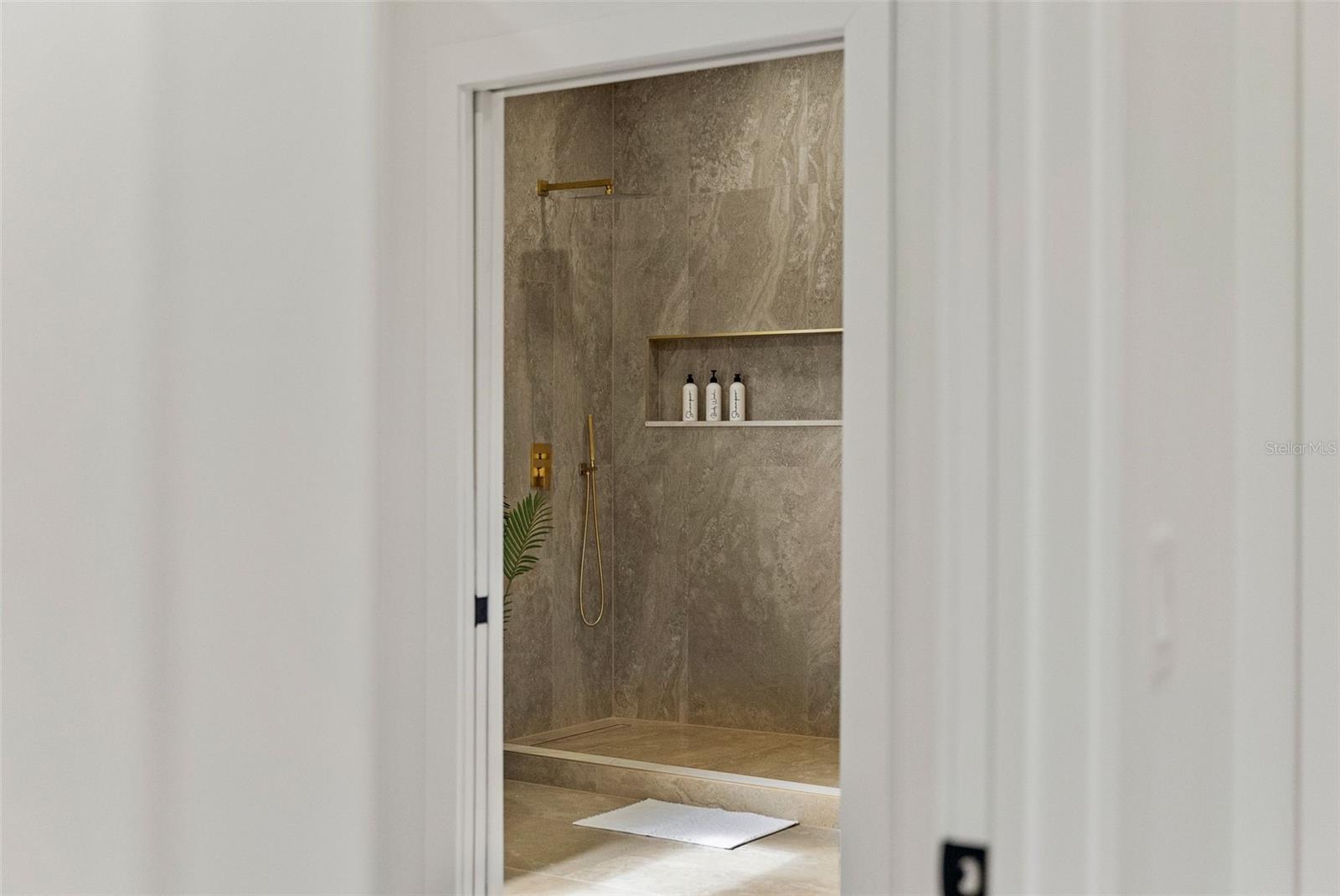 NORTH ST PETERSBURG - Residential