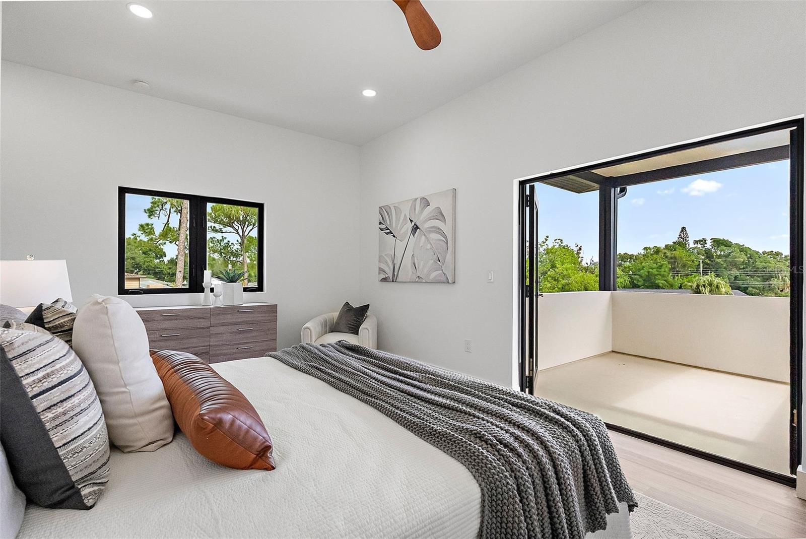 NORTH ST PETERSBURG - Residential