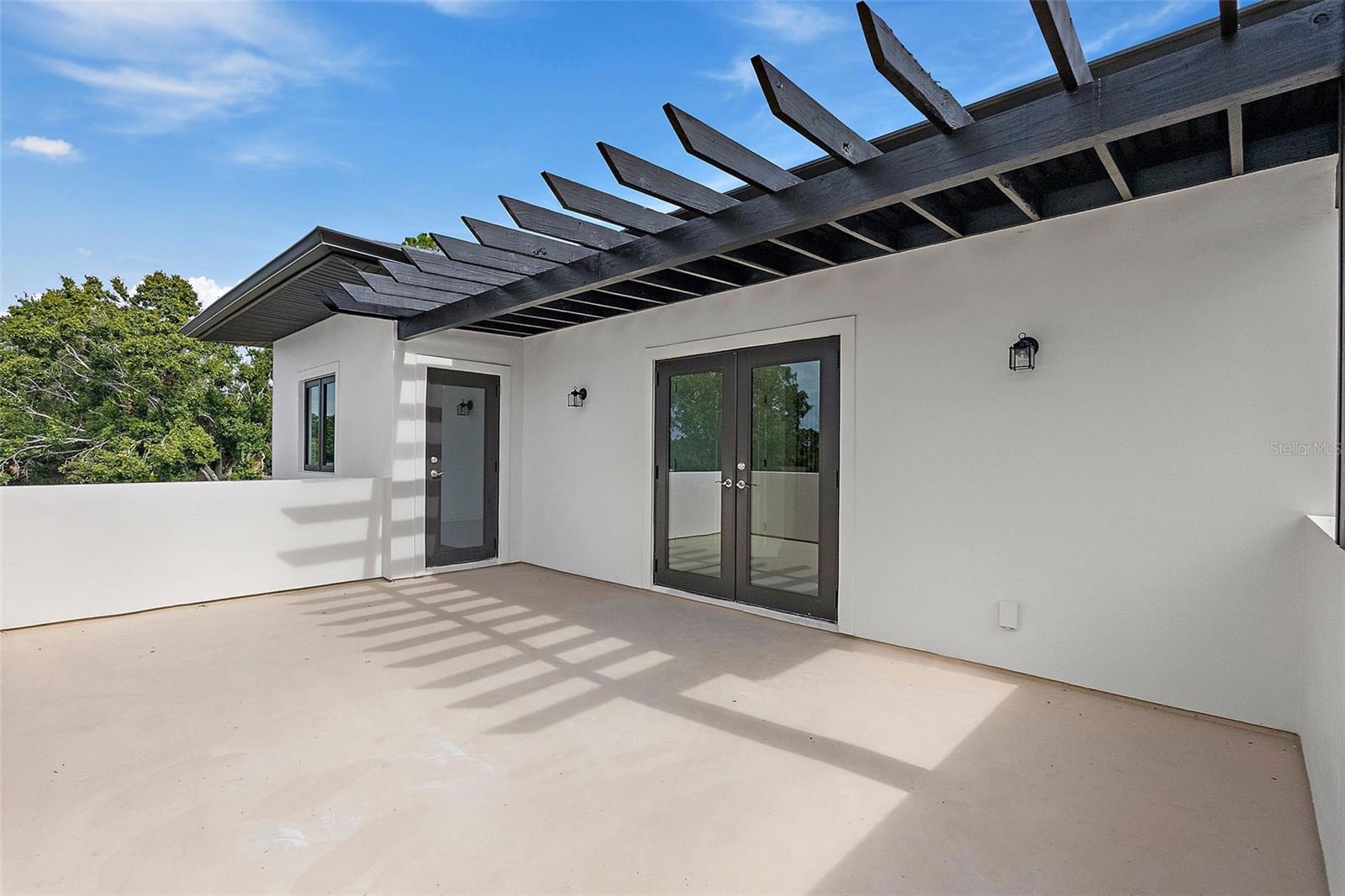 NORTH ST PETERSBURG - Residential