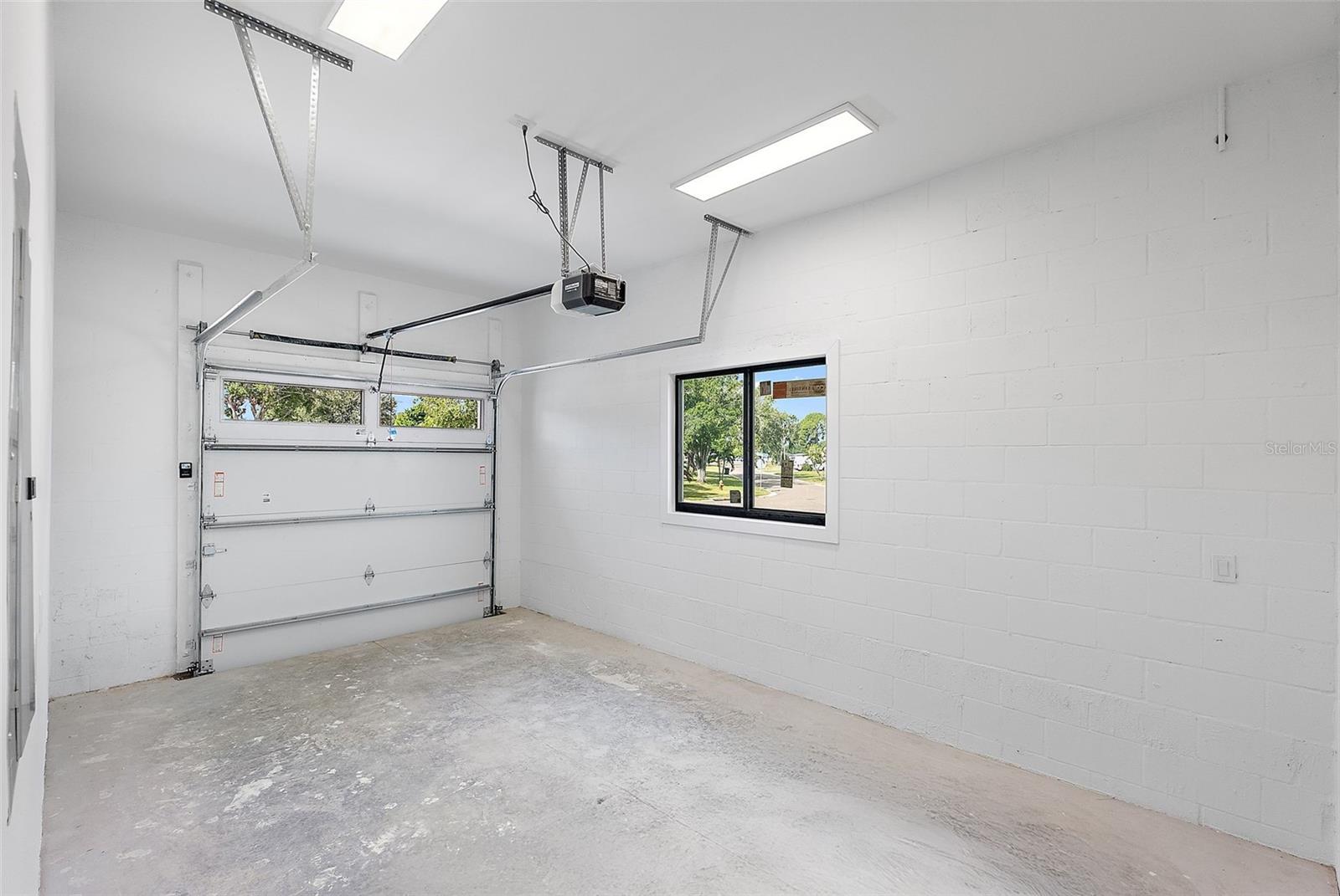 NORTH ST PETERSBURG - Residential