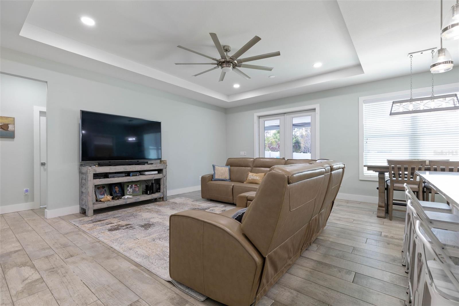 SEMINOLE WOODS - Residential