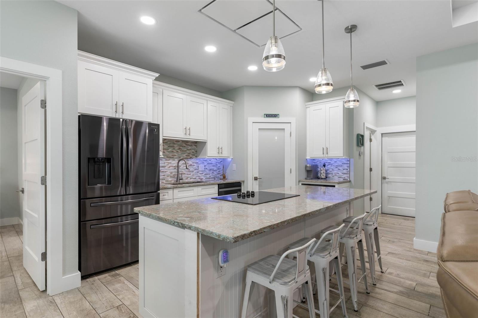 SEMINOLE WOODS - Residential