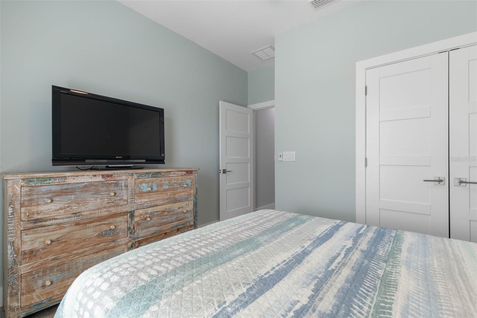 SEMINOLE WOODS - Residential