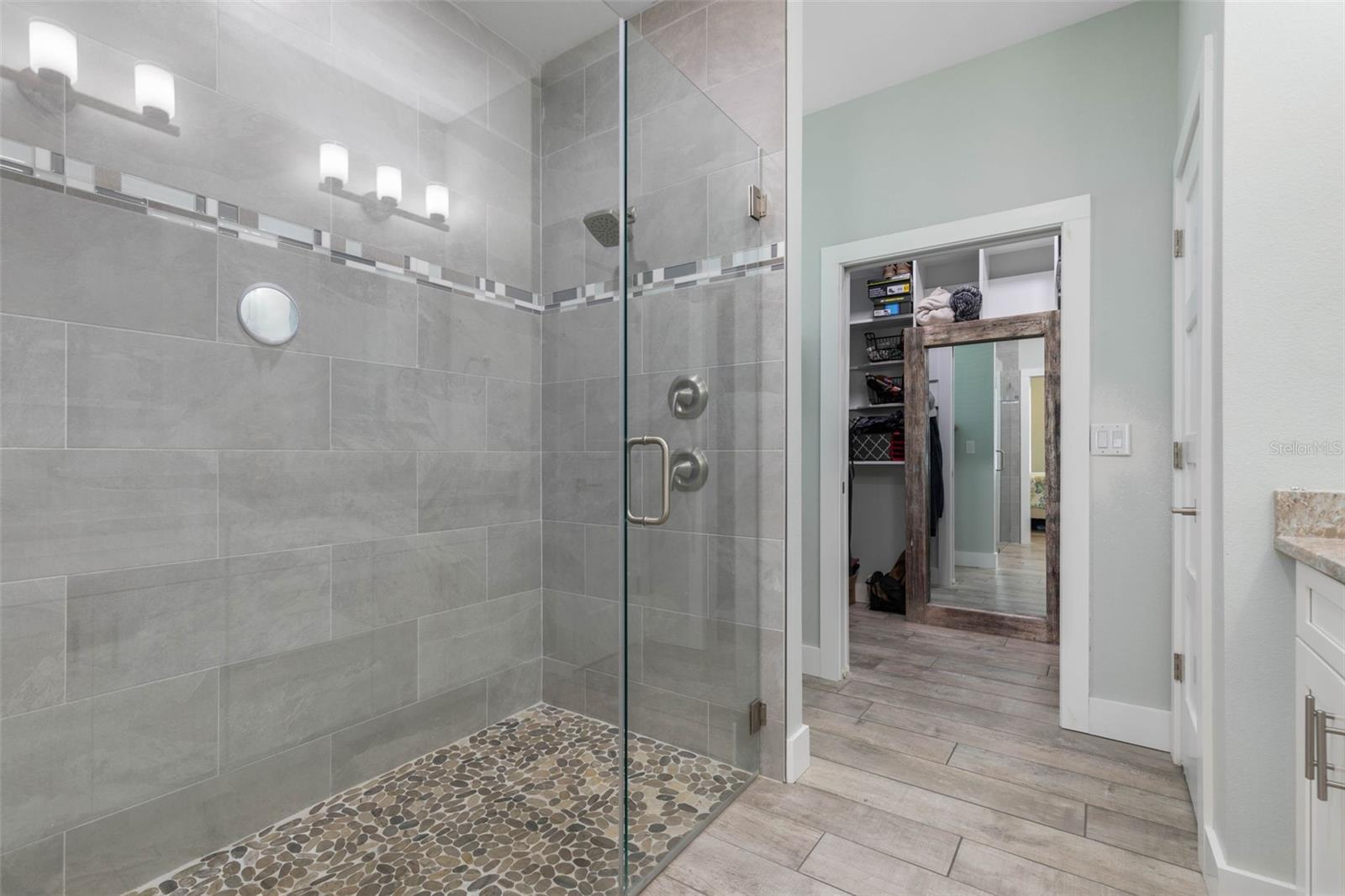 SEMINOLE WOODS - Residential