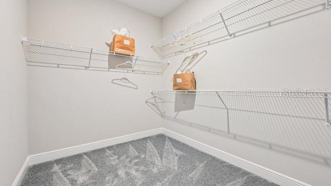 SOUTH VENICE - Residential
