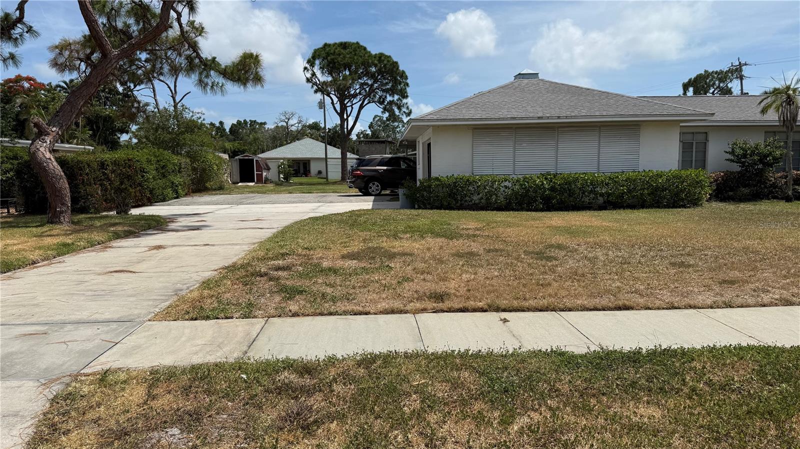 7617 SENRAB DRIVE