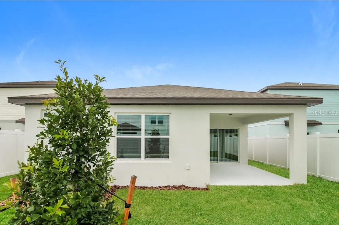 CALDERA PH 3 & 4 - Residential Lease