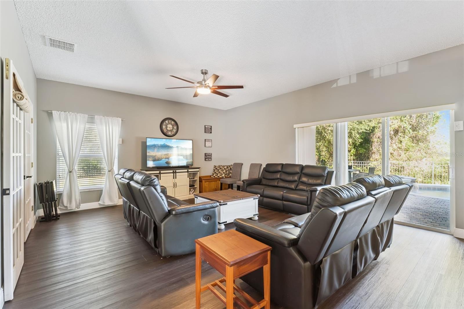 NORTH SHORE/LK HART PRCL 03 PH I - Residential