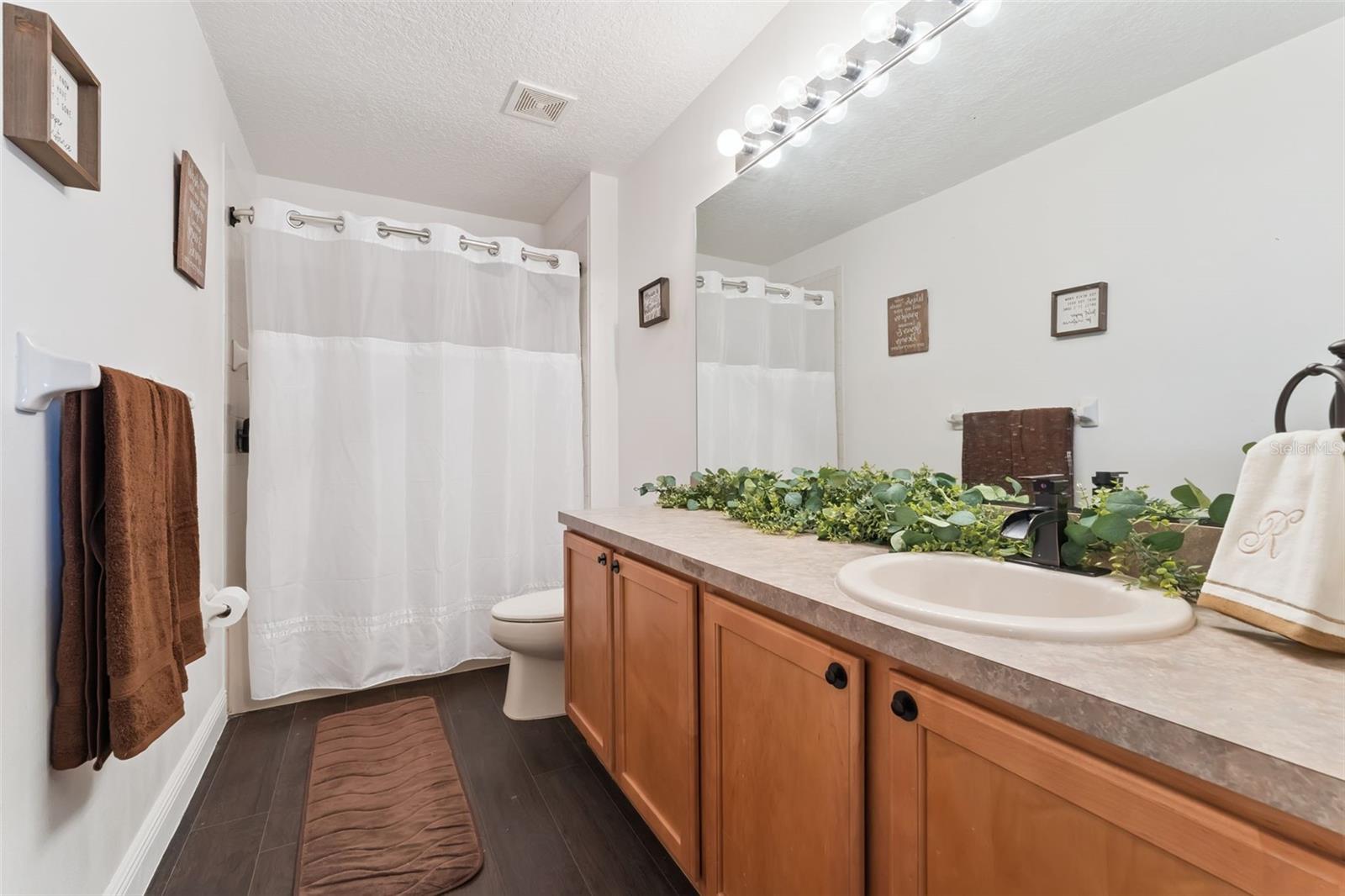 NORTH SHORE/LK HART PRCL 03 PH I - Residential