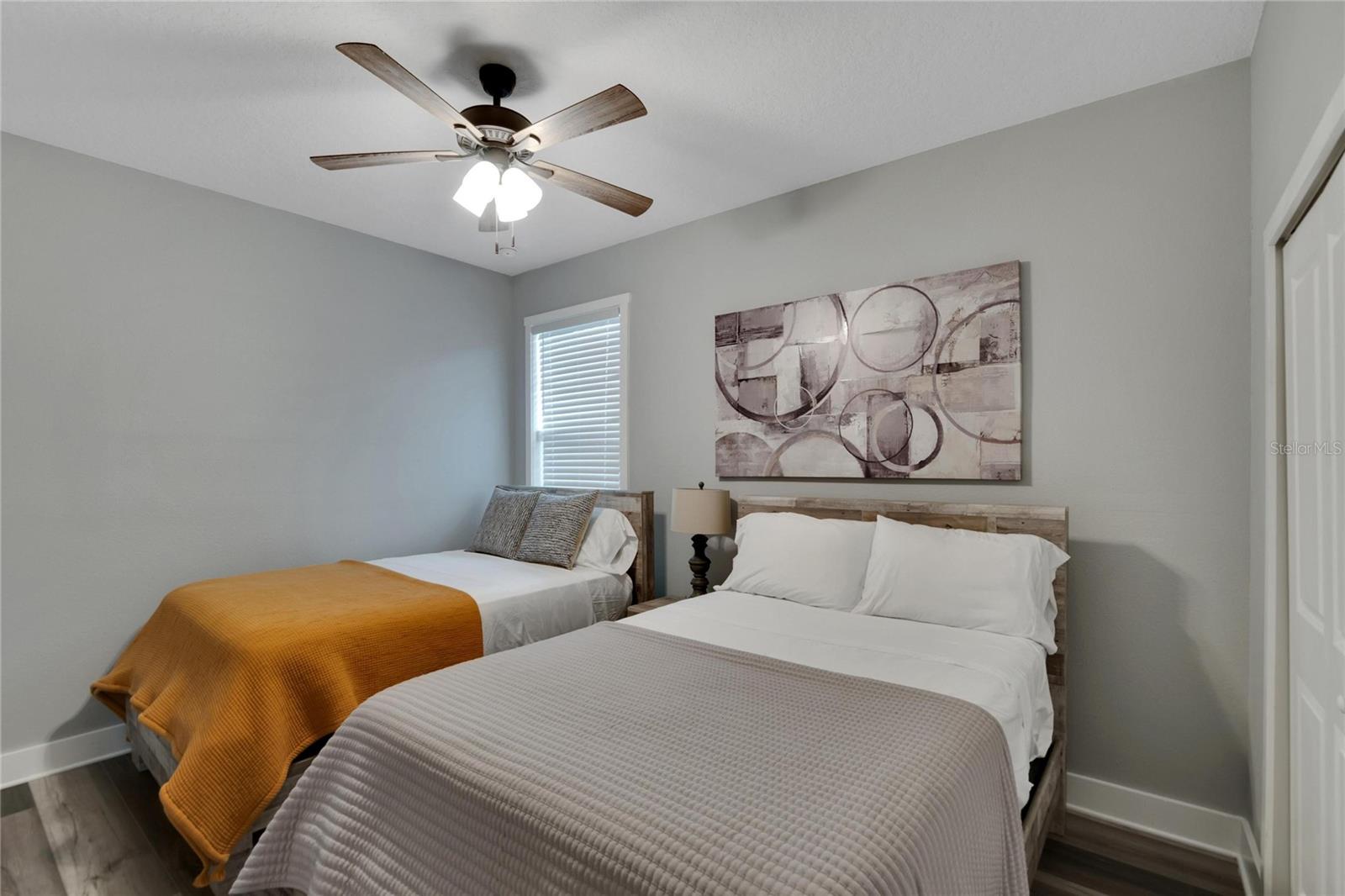 ENGLEWOOD EASTERN POR - Residential Lease