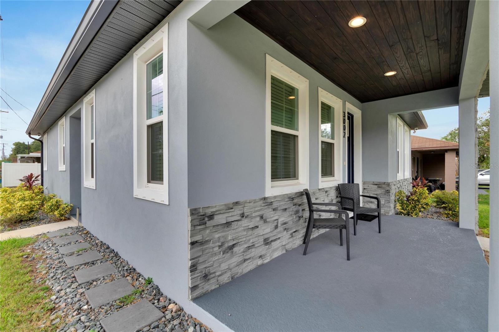 ENGLEWOOD EASTERN POR - Residential Lease