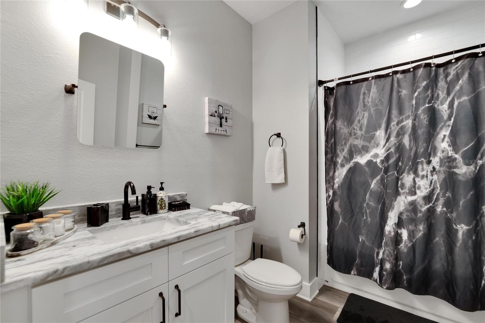 ENGLEWOOD EASTERN POR - Residential Lease