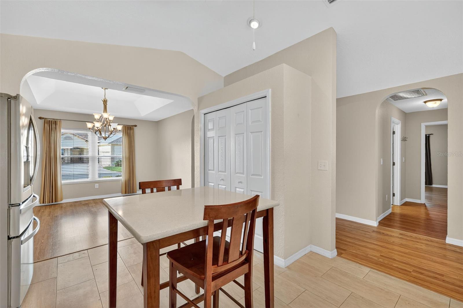 MEADOWS/STONECREST UN 02 - Residential