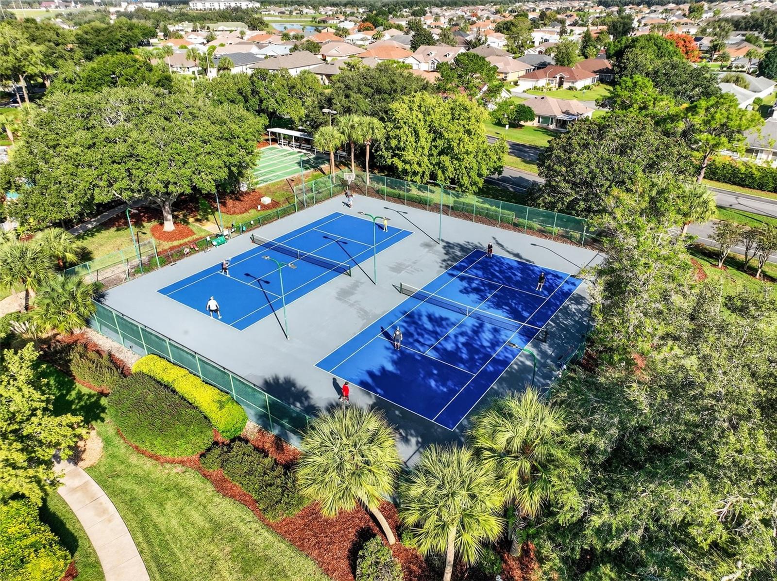 MEADOWS/STONECREST UN 02 - Residential