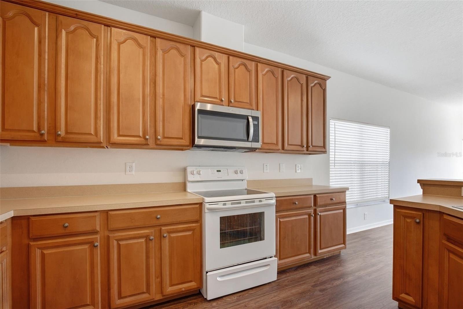 SOUTH BAY LAKES UNIT 1 - Residential