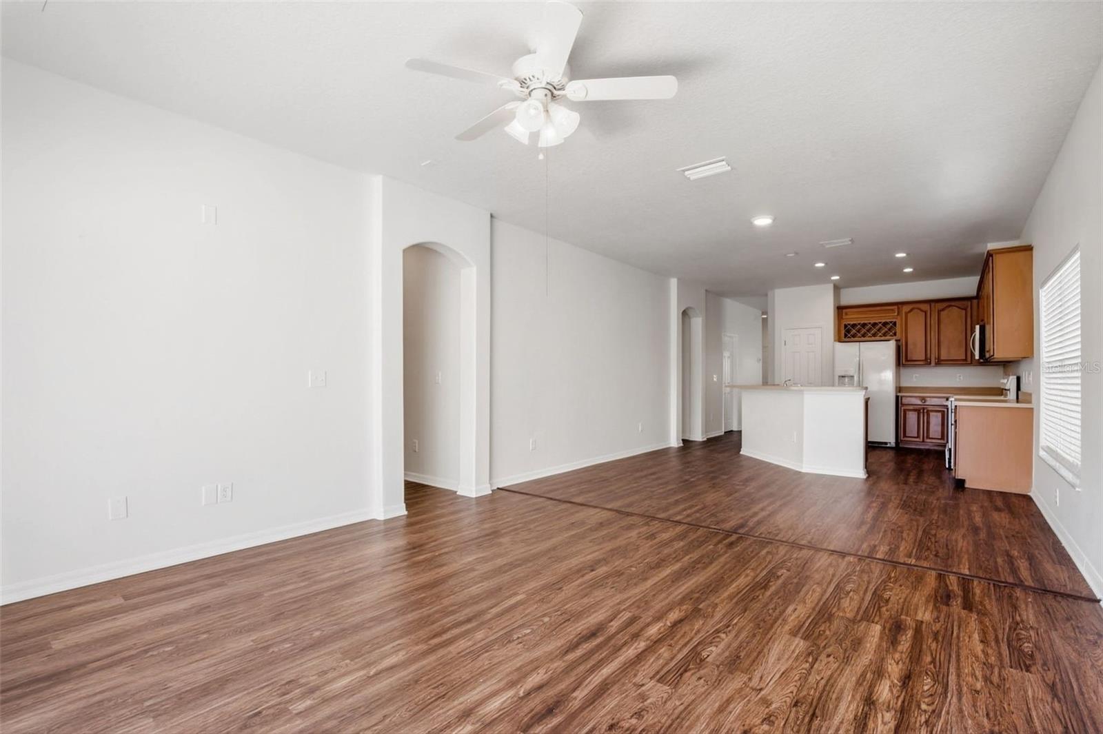 SOUTH BAY LAKES UNIT 1 - Residential