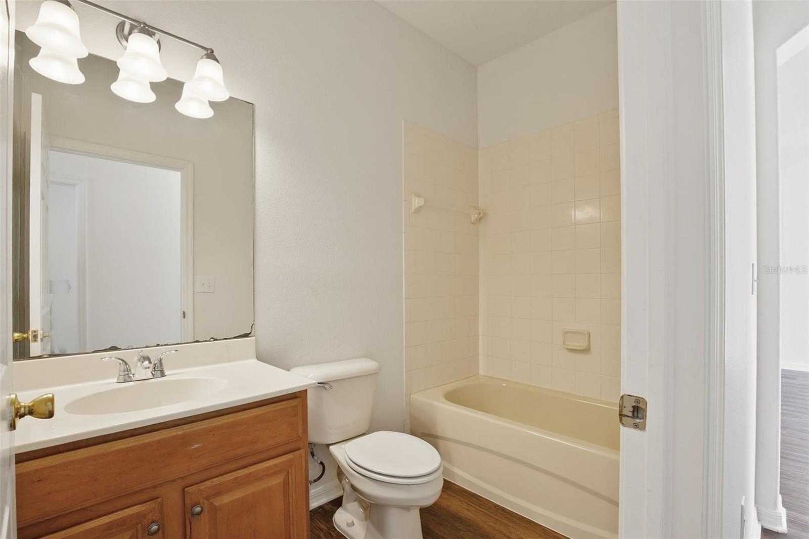 SOUTH BAY LAKES UNIT 1 - Residential