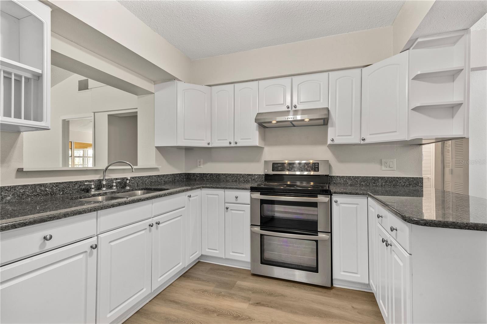 PARKWOOD VILLAGE - Residential