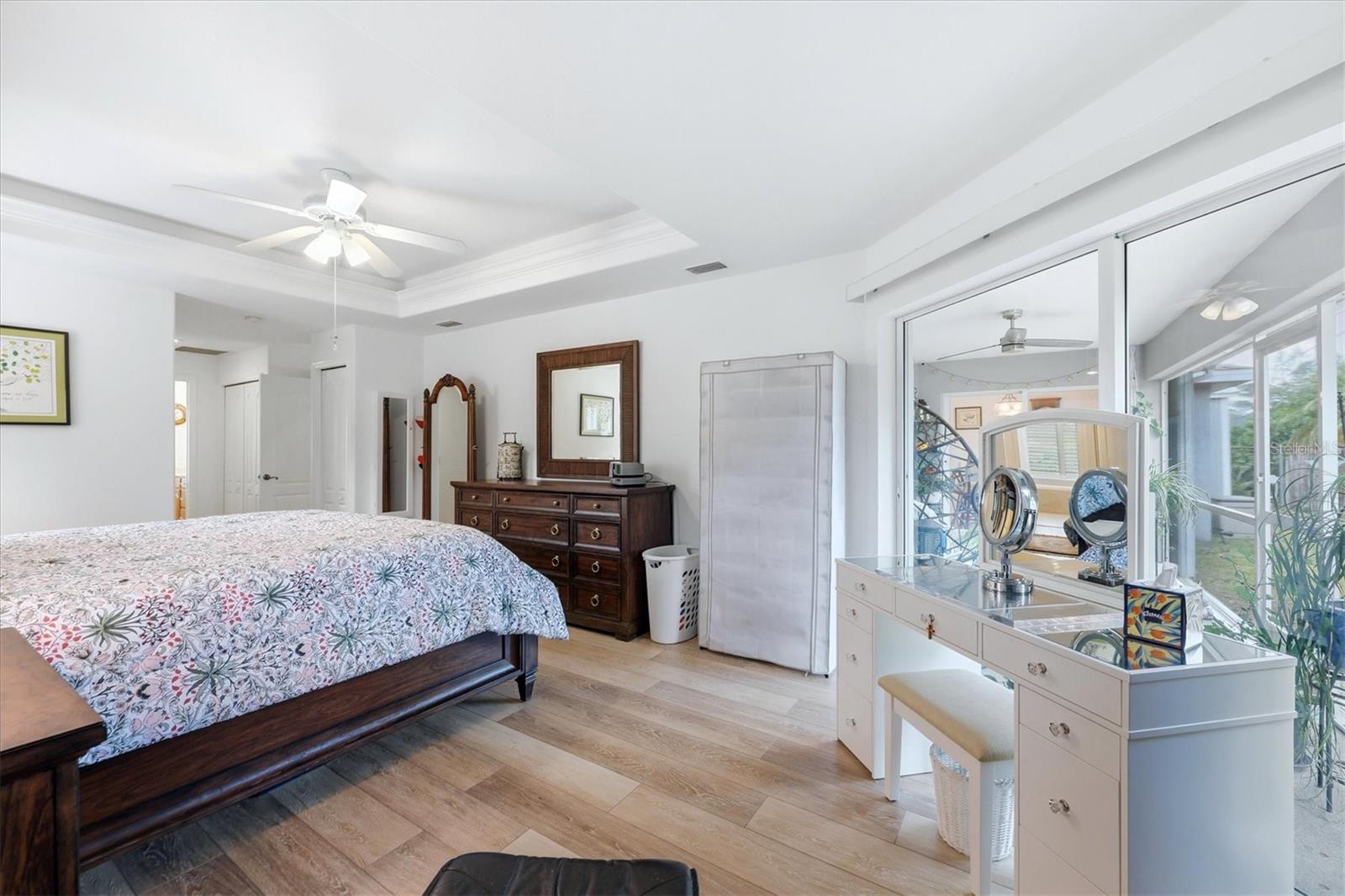 SOUTH VENICE - Residential