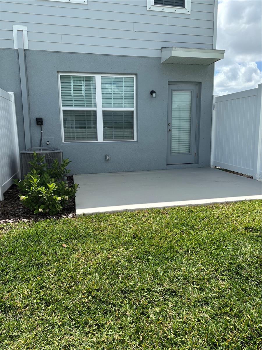 AVALON WOODS - Residential Lease