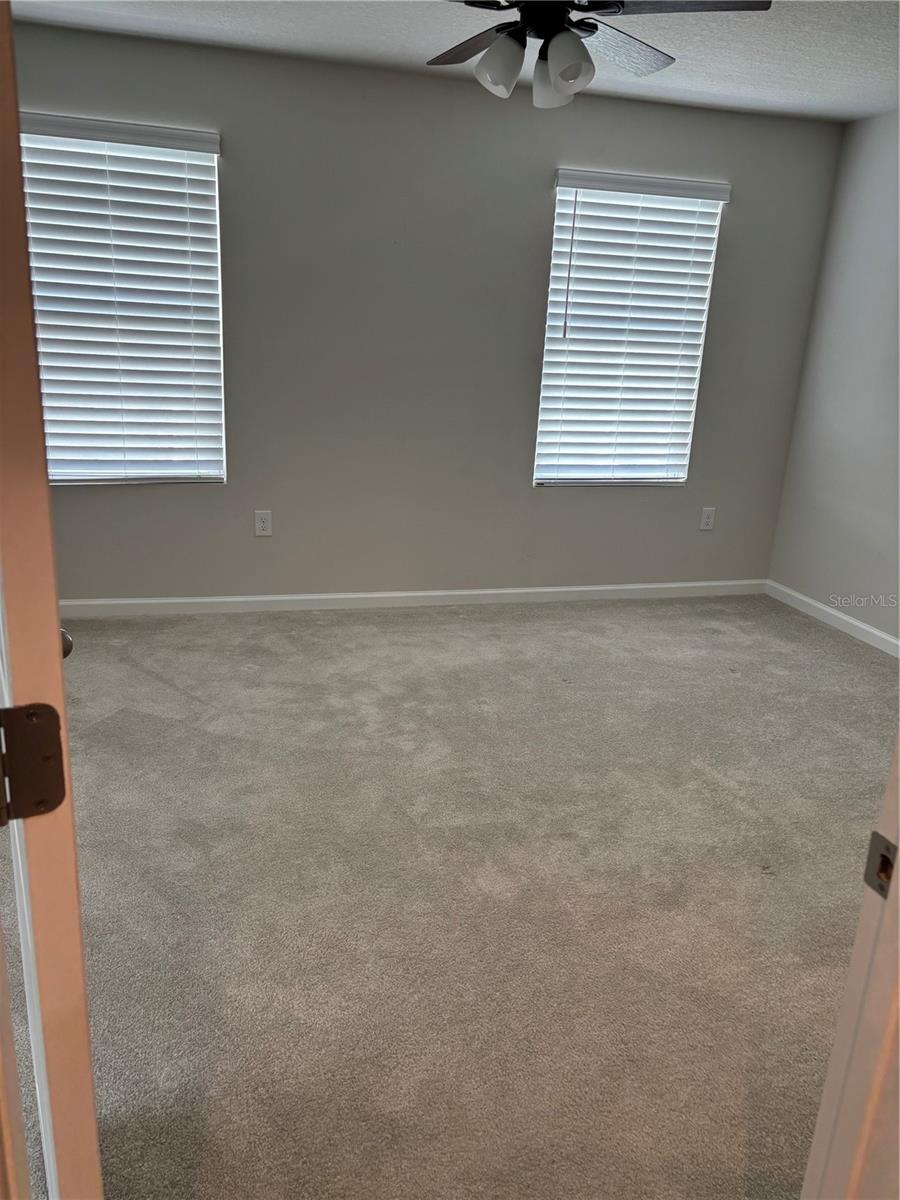 AVALON WOODS - Residential Lease