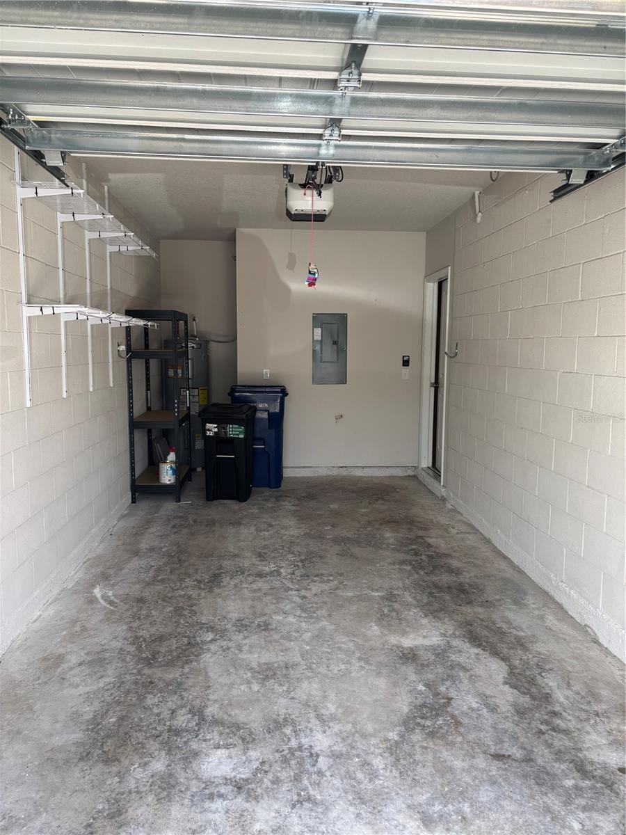 AVALON WOODS - Residential Lease