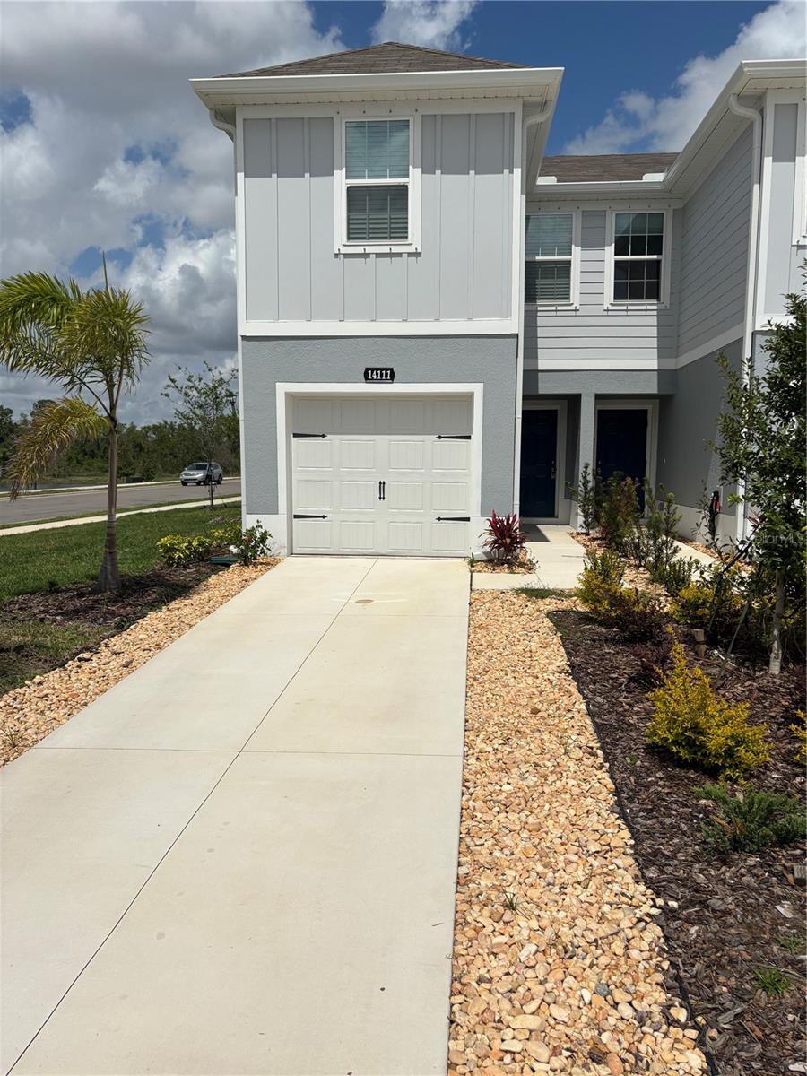 Practically brand new townhouse, built in 2024. This 3 bedroom, two and one half bath home located in Lakewood Ranch is spacious and light and bright. The townhouse has an open floor plan that allows for an eat in area in the gourmet kitchen with plenty of space for cooking, and a large area for entertaining or just relaxing. The kitchen is equipped with white cabinets, stainless appliances and granite counters. Outside the living room is a patio and grass yard. There is also a 1/2 bath and walk in pantry. One the second level there are three bedrooms, two baths and a laundry closet. The master bedroom with en suite bath boasts a spacious walk in shower and dual sinks.
All windows are equipped with wooden blinds and each room has a remote controlled fan for your convenience. Being and end unit, it has more windows so the home has more natural light and being at the end of the street more privacy. Available immediately.