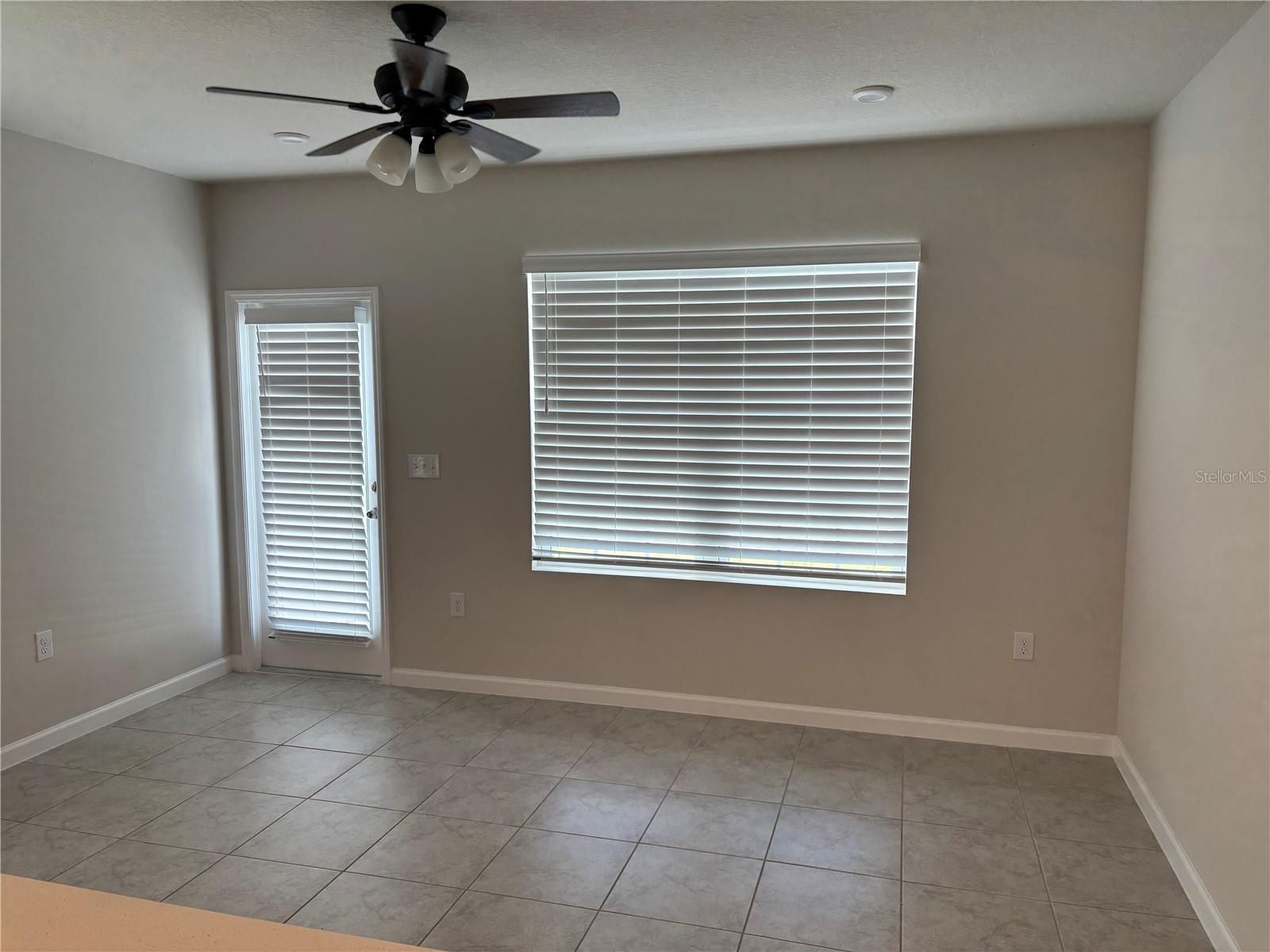 AVALON WOODS - Residential Lease