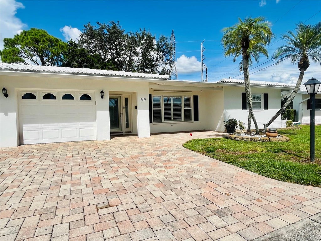 Photo of 9677 41st Street N, Pinellas Park, FL 33782 (MLS # TB8544474)
