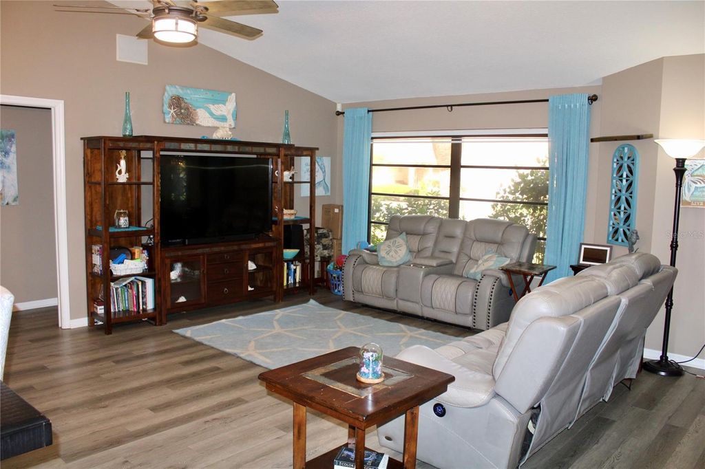 Photo of 512 Boxwood Lane, Englewood, FL 34223 (MLS # A4694434)
