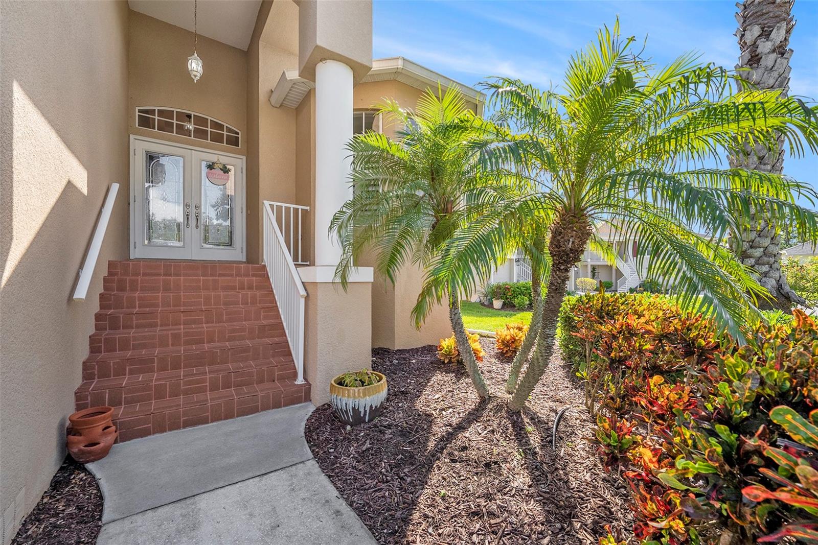 1001 SPOONTAIL COURT