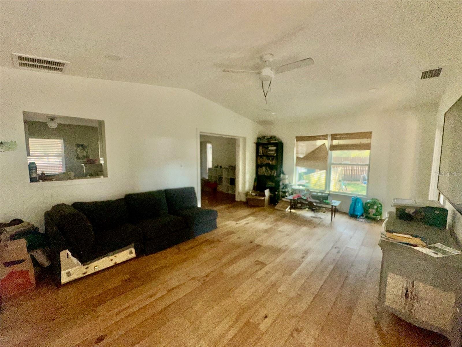 MONTICELLO PARK - Residential