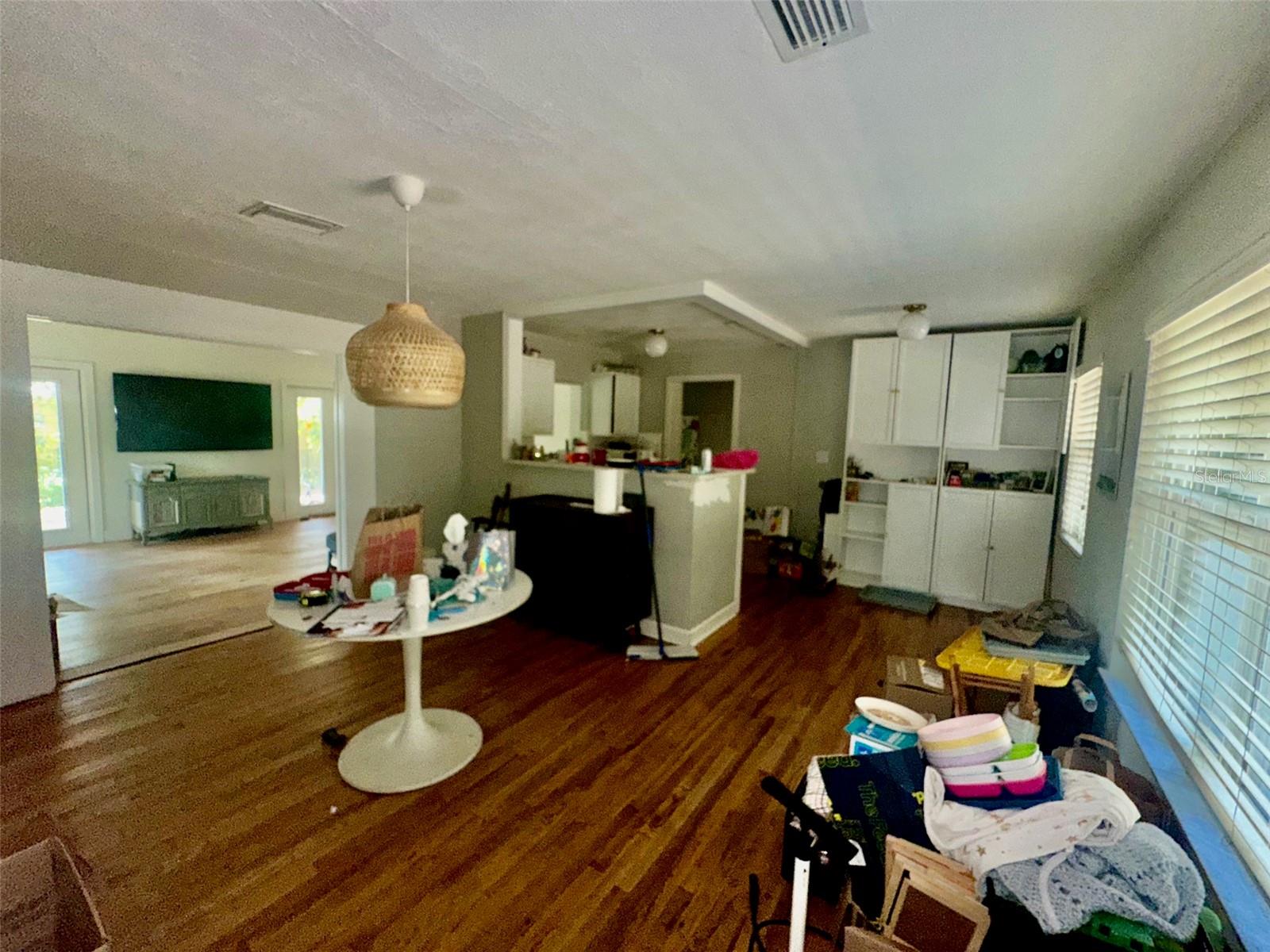 MONTICELLO PARK - Residential