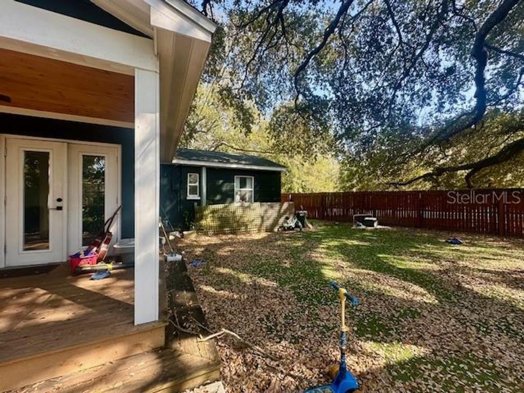 Photo of 900 46th Avenue N, St Petersburg, FL 33703 (MLS # TB8479899)