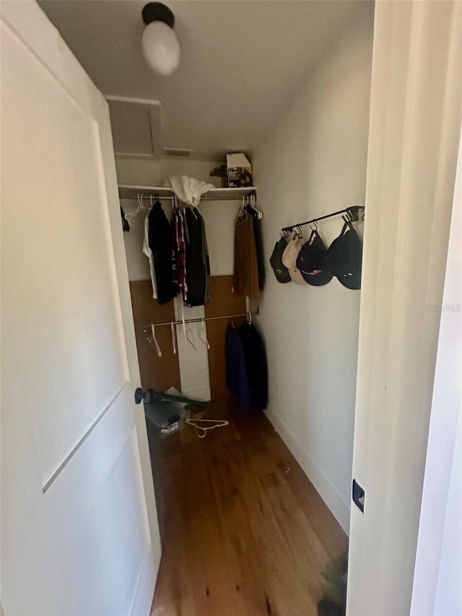 MONTICELLO PARK - Residential