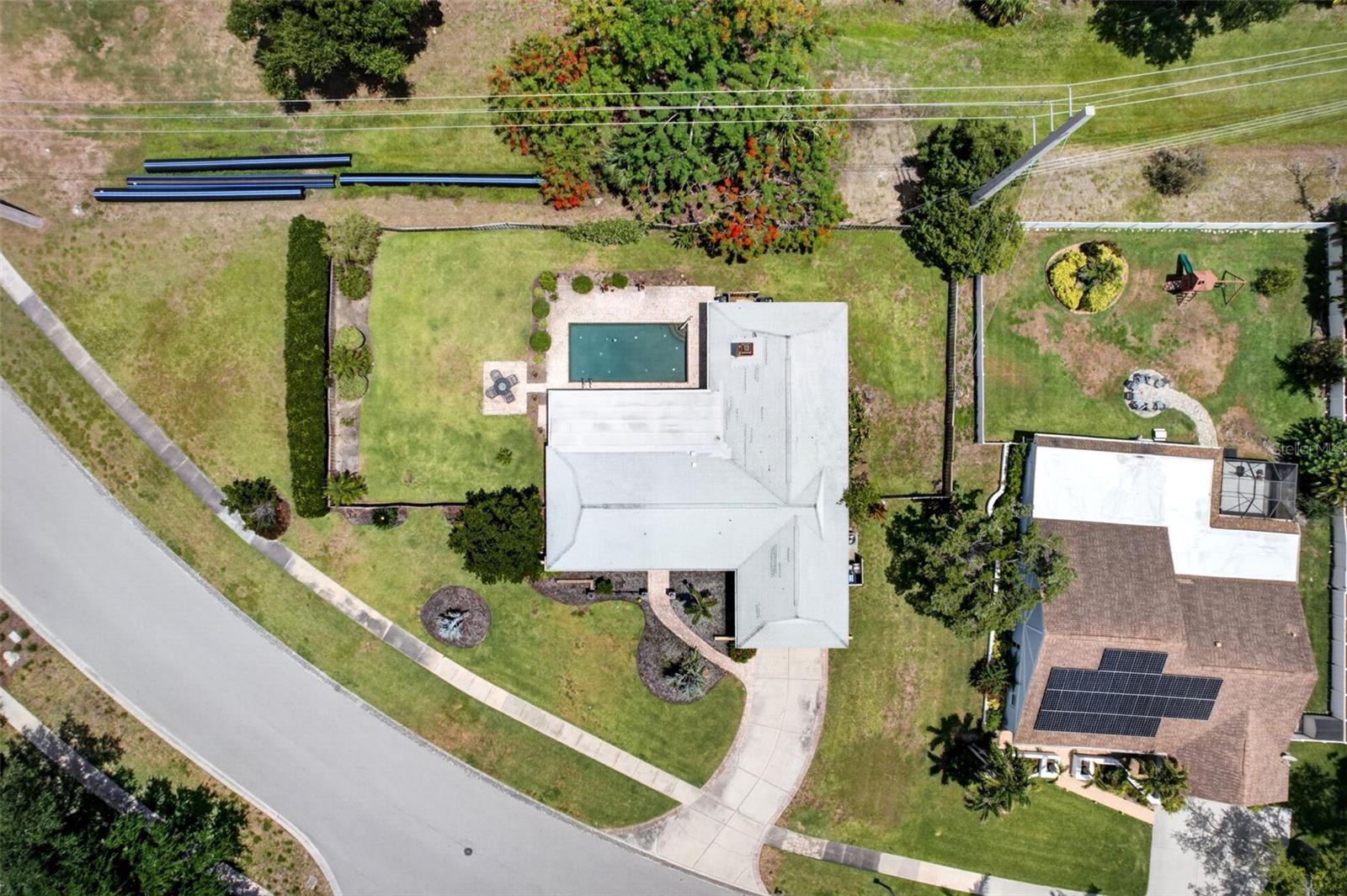 3695 COUNTRY PLACE BOULEVARD, SARASOTA, FL, 34233 1 3695 COUNTRY PLACE BOULEVARD