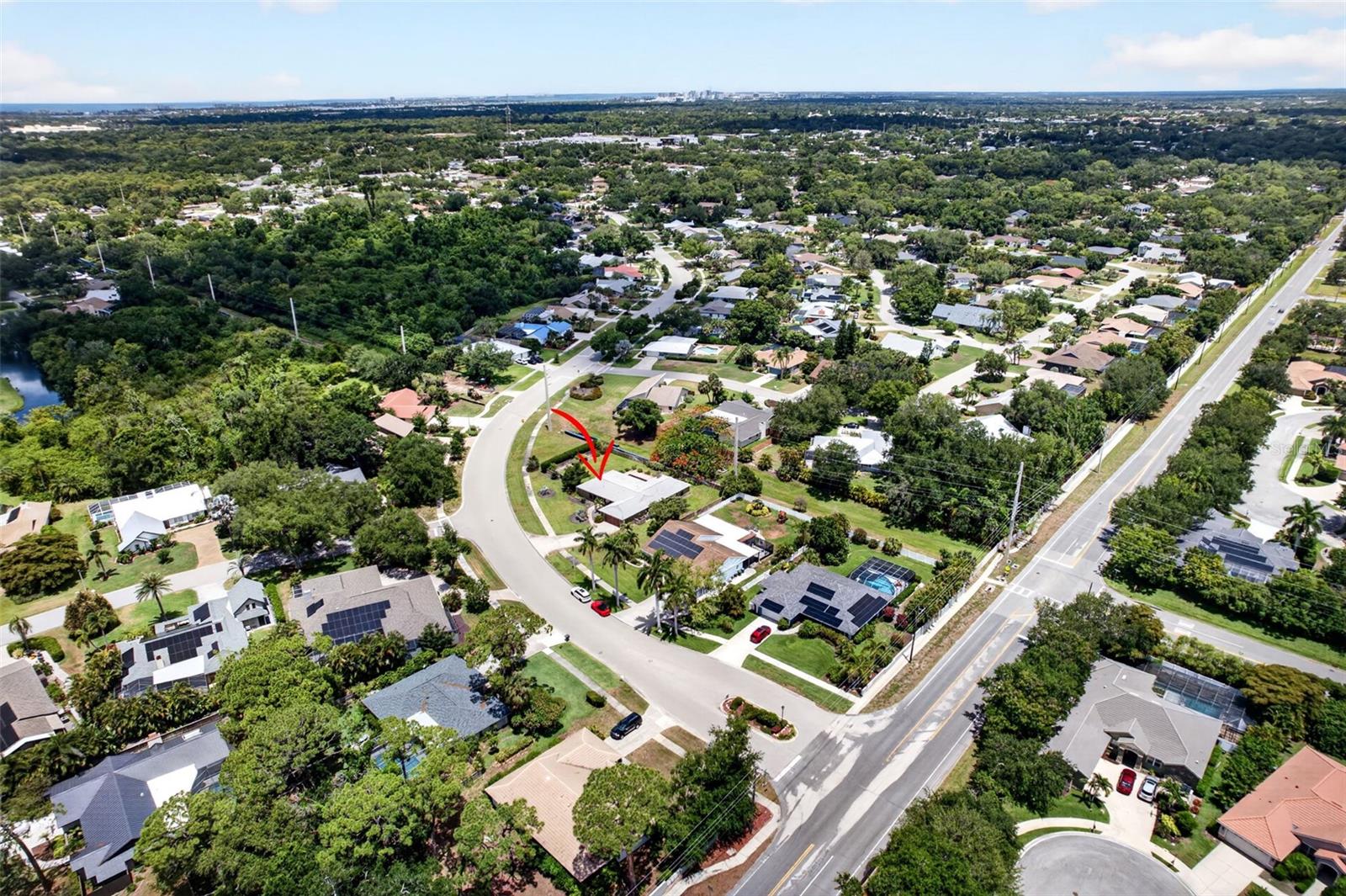 COUNTRY PLACE - Residential