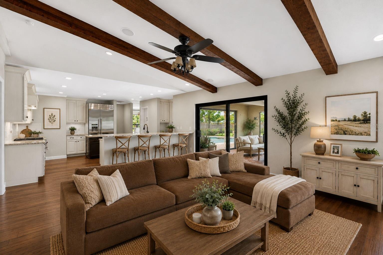 COUNTRY PLACE - Residential