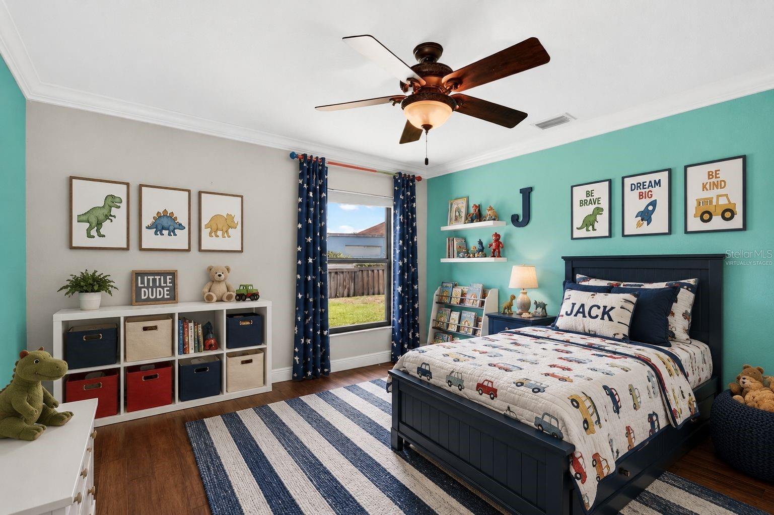 COUNTRY PLACE - Residential