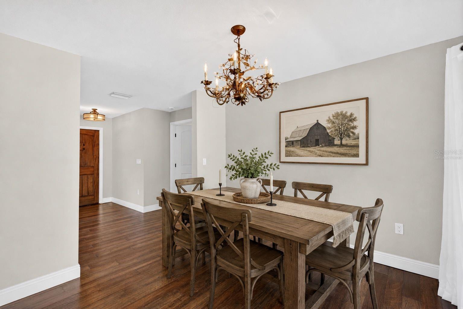 COUNTRY PLACE - Residential