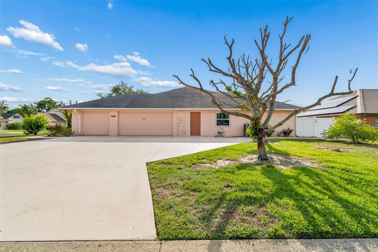 HIGHLANDS VISTA - Residential
