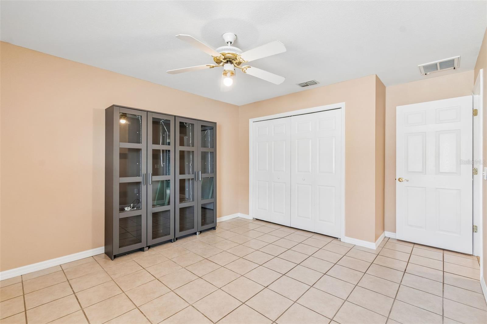 HIGHLANDS VISTA - Residential