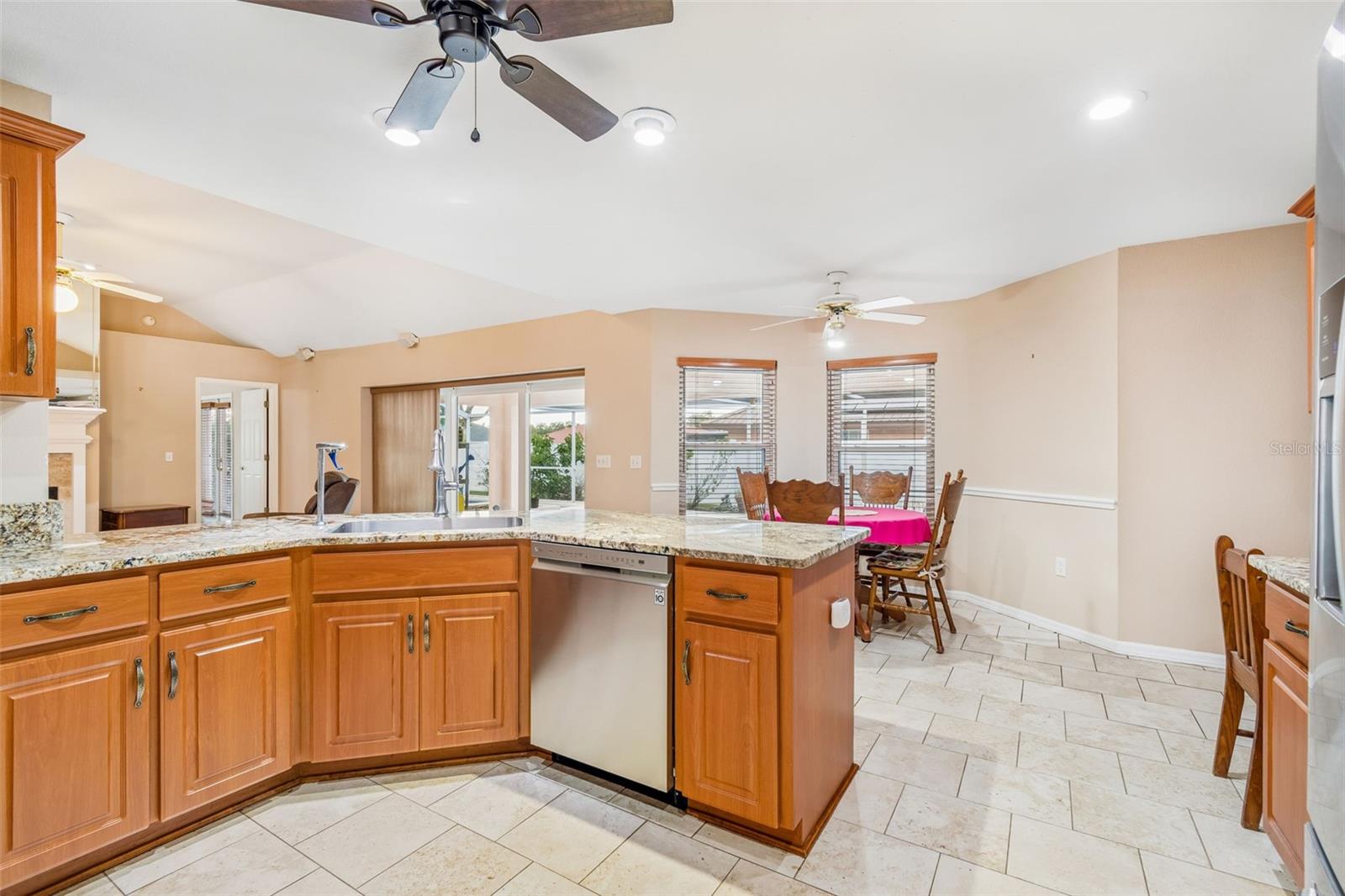 HIGHLANDS VISTA - Residential
