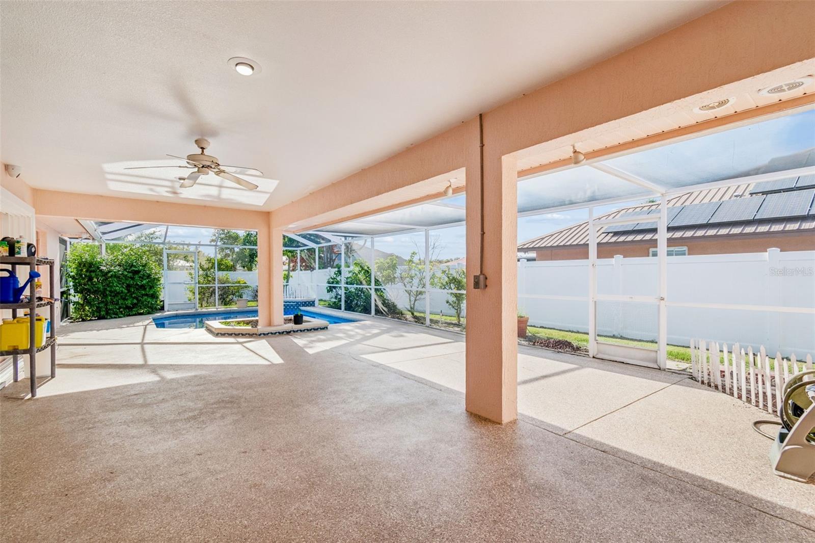 HIGHLANDS VISTA - Residential