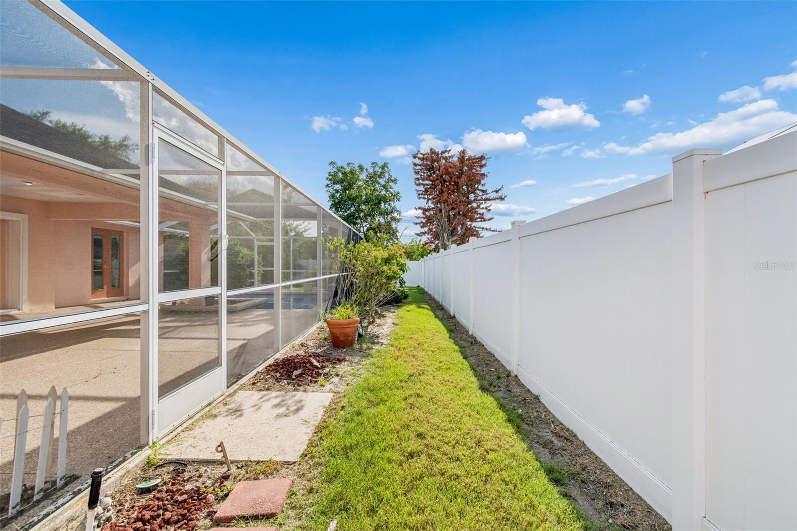 HIGHLANDS VISTA - Residential