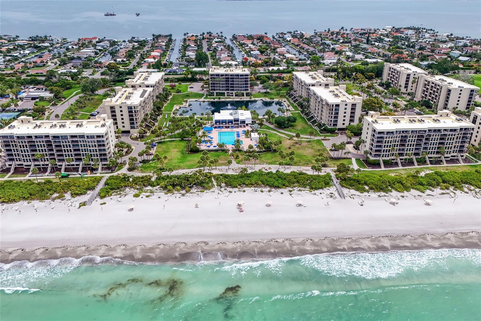 BEACHPLACE II - Residential