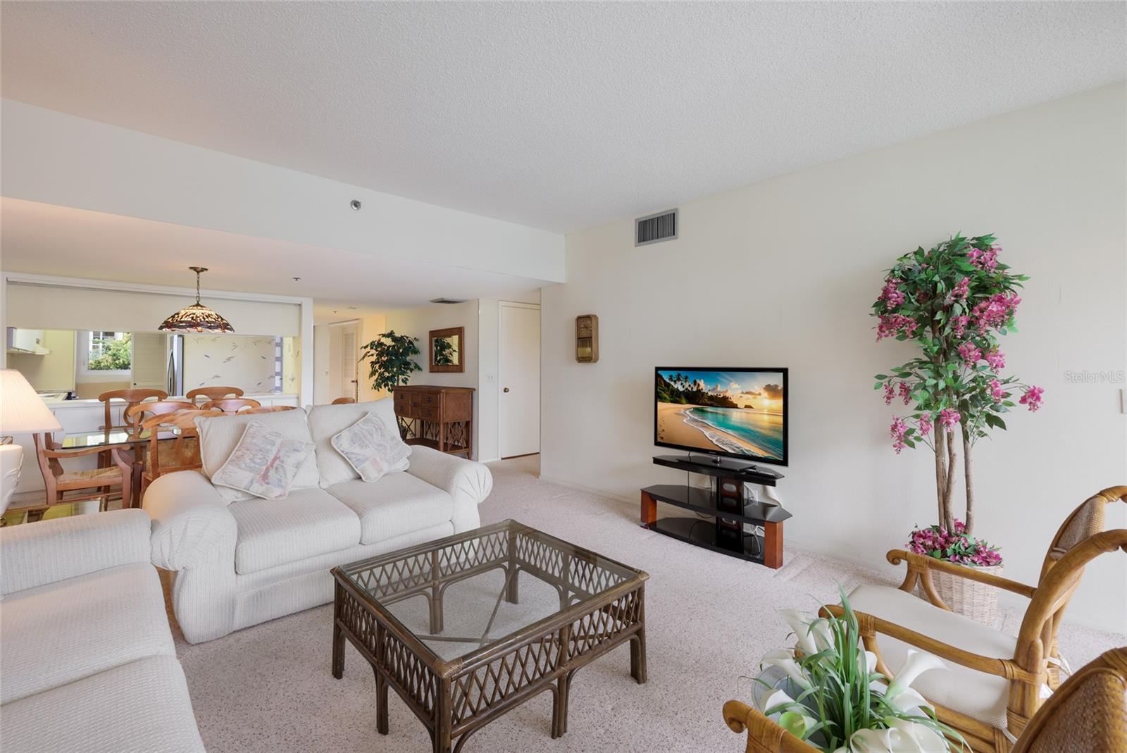 BEACHPLACE II - Residential