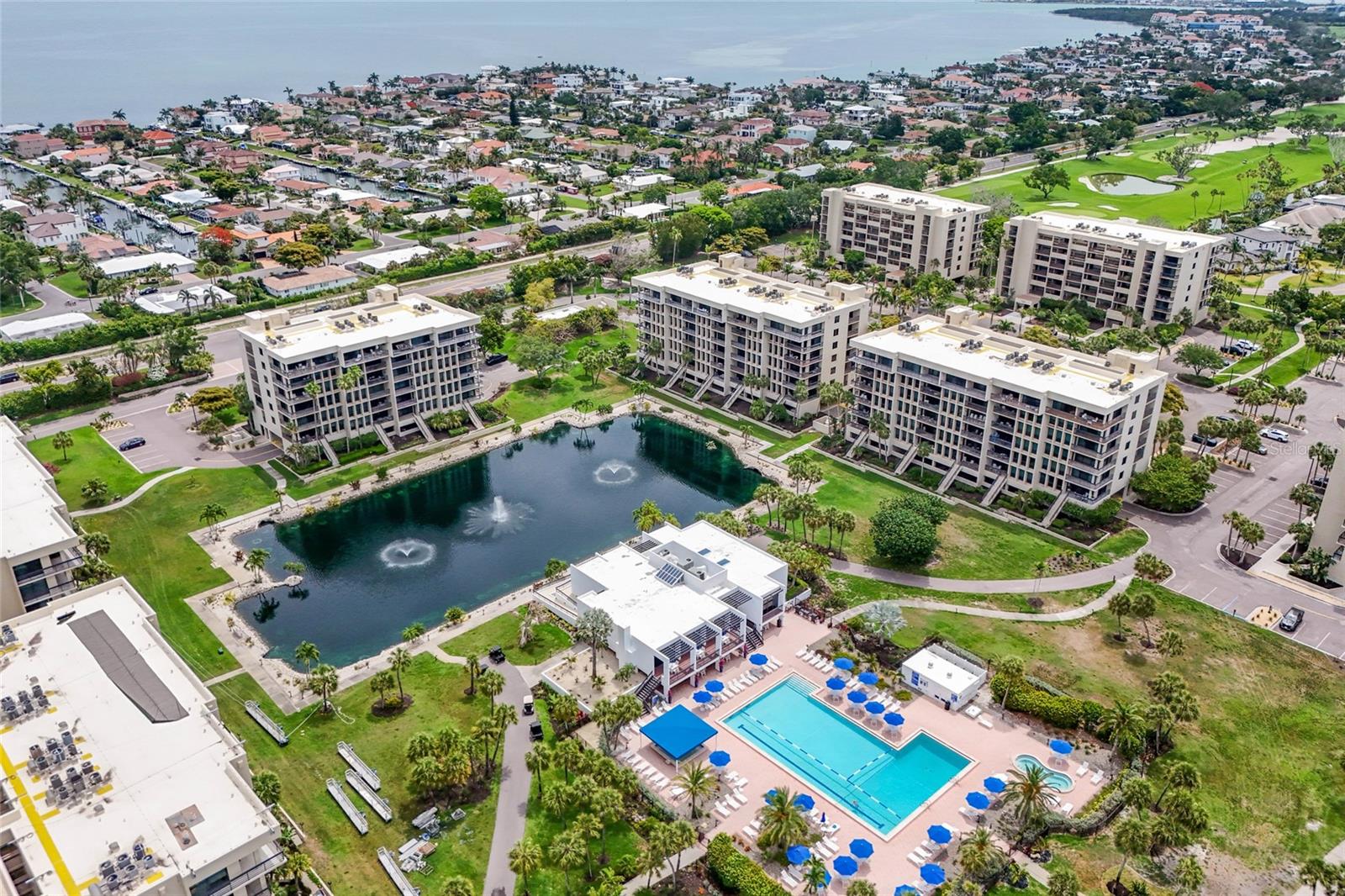 BEACHPLACE II - Residential