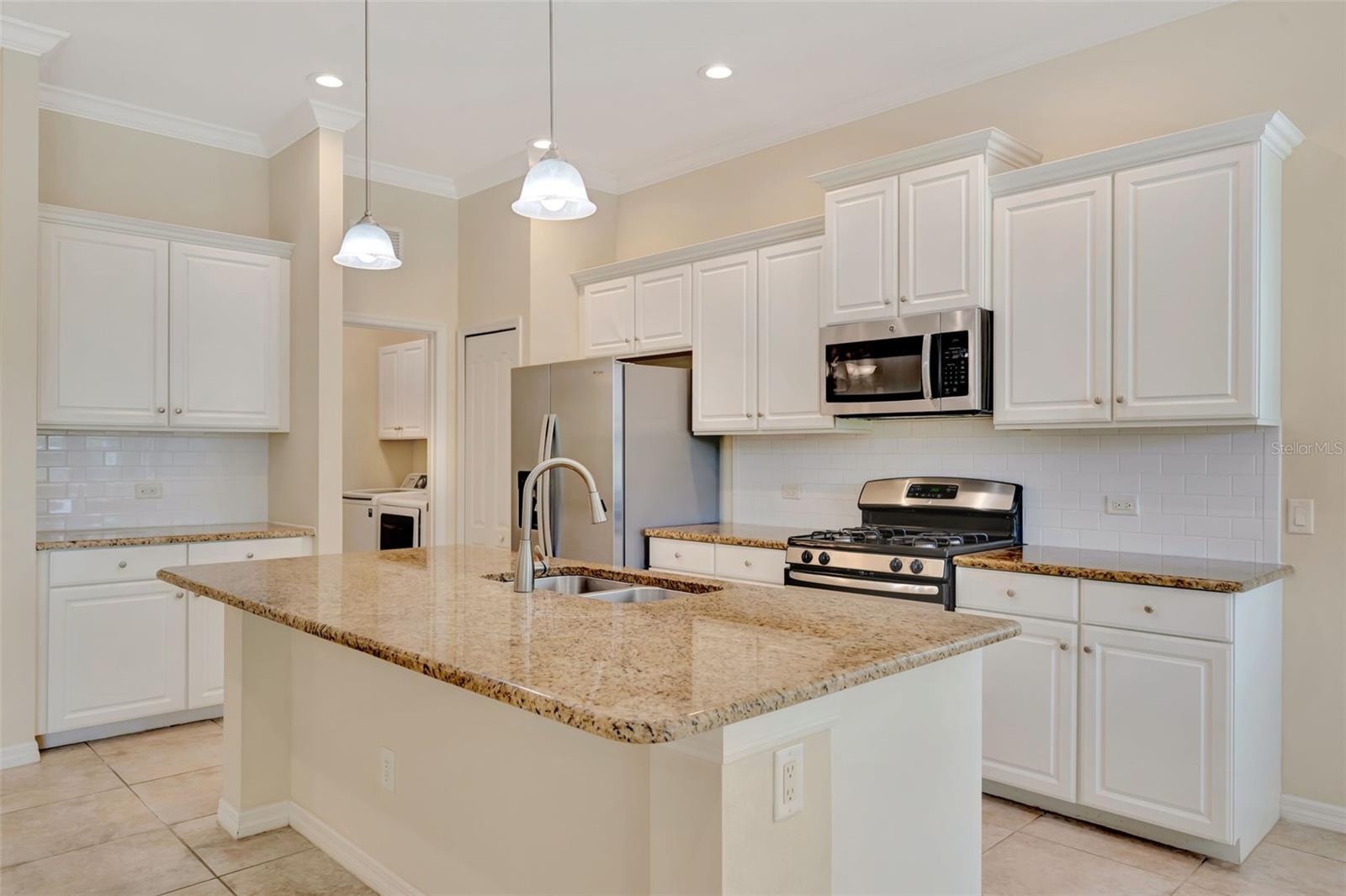 COUNTRY CLUB EAST AT LAKEWD RNCH QQ1 1 - Residential